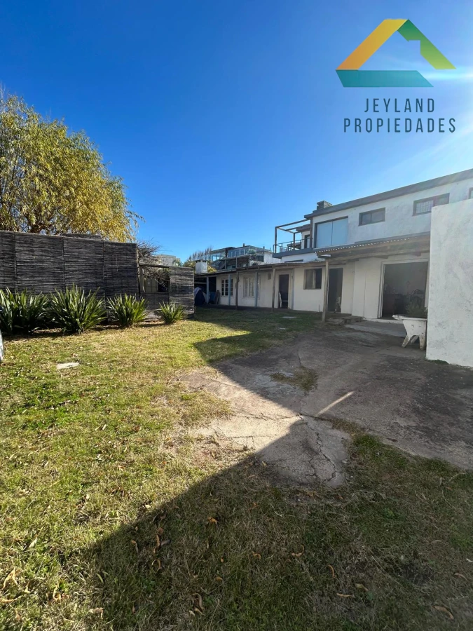 Casa ID.145 - SE VENDE CASA CON 2 DORMITORIOS EN MANANTIALES 