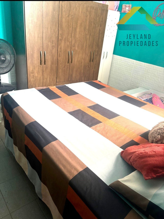 Casa ID.410 - SE VENDE CASA  PH EN BARRIO BIARRITZ