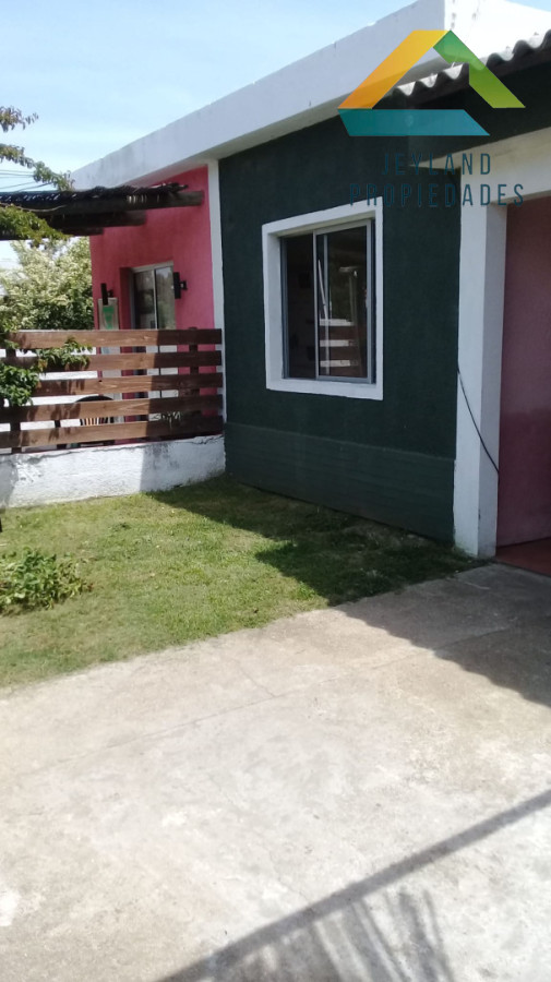 Casa ID.383 - SE VENDEN 3 CASAS EN EL MISMO PADRON, PIRIAPOLIS 