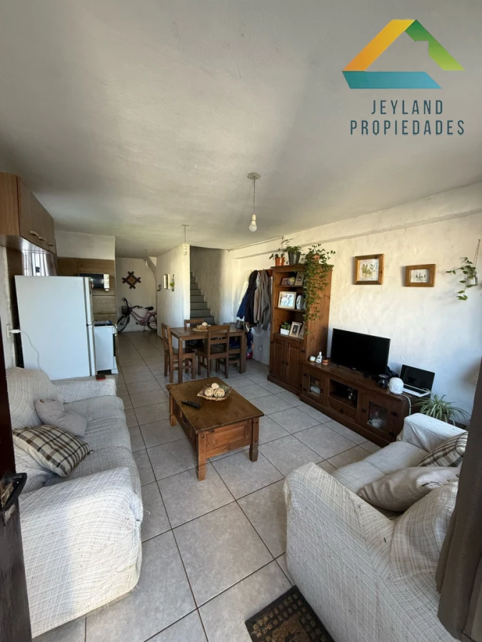 Casa ID.63 - SE VENDE CASA 3 DORMITORIOS EN BARRIO TREINTA Y TRES