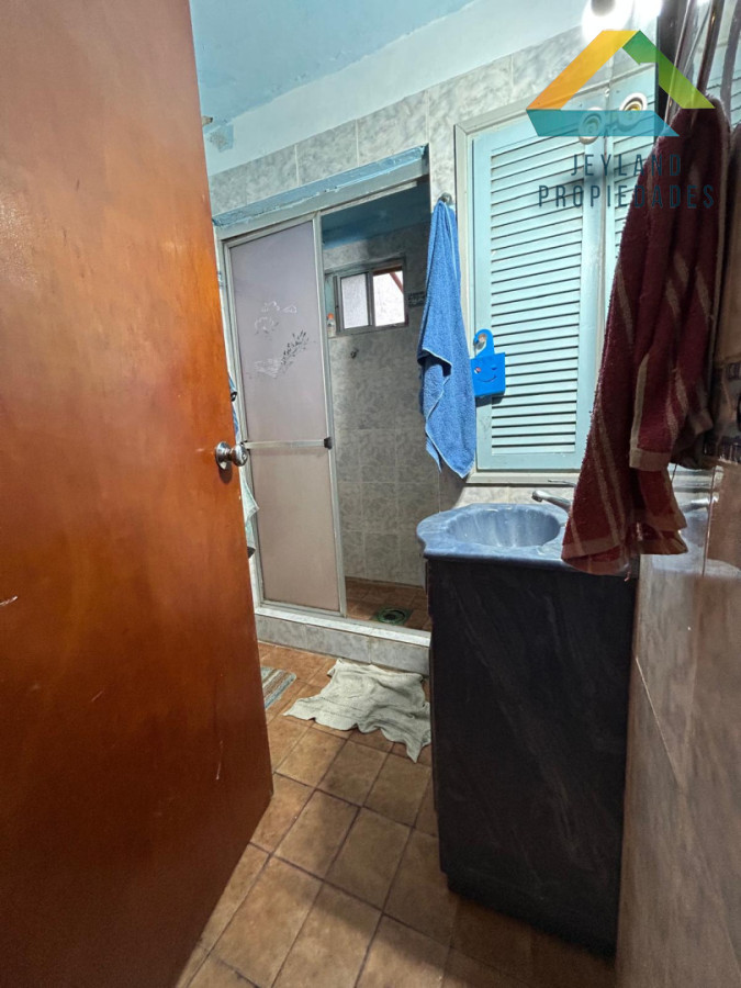 Casa ID.358 - SE VENDE CASA 3 DOR BARRIO SAN ANTONIO 