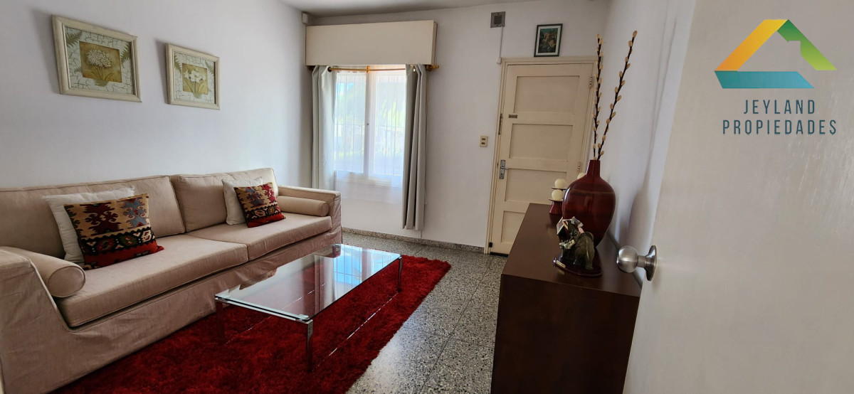 Casa ID.289 - SE VENDE CASA EN SAN CARLOS 