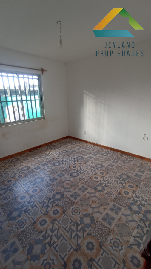 Casa ID.307 - SE VENDE CASA CON APARTAMENTO EN BARRIO MONTE HERMOSO