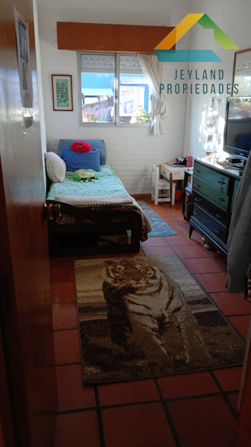 Casa ID.162 - SE VENDE CASA 3 DORMITORIOS EN LAUSANA 