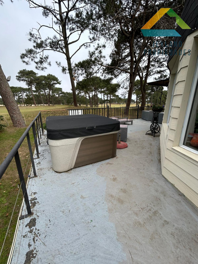 Casa ID.198 - SE VENDE CASA DOMO EN CLUB DEL LAGO