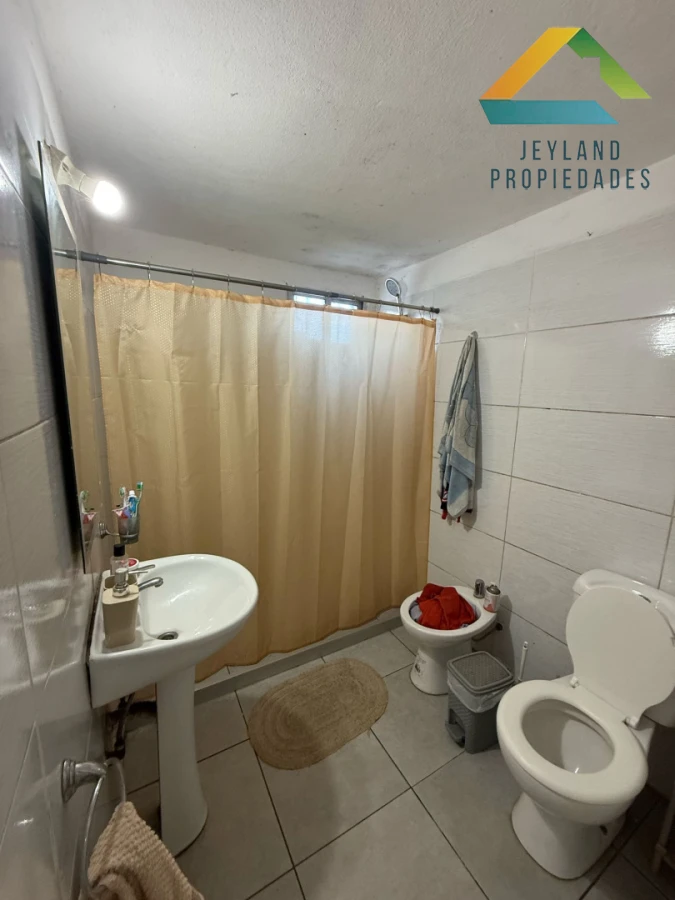 Casa ID.63 - SE VENDE CASA 3 DORMITORIOS EN BARRIO TREINTA Y TRES
