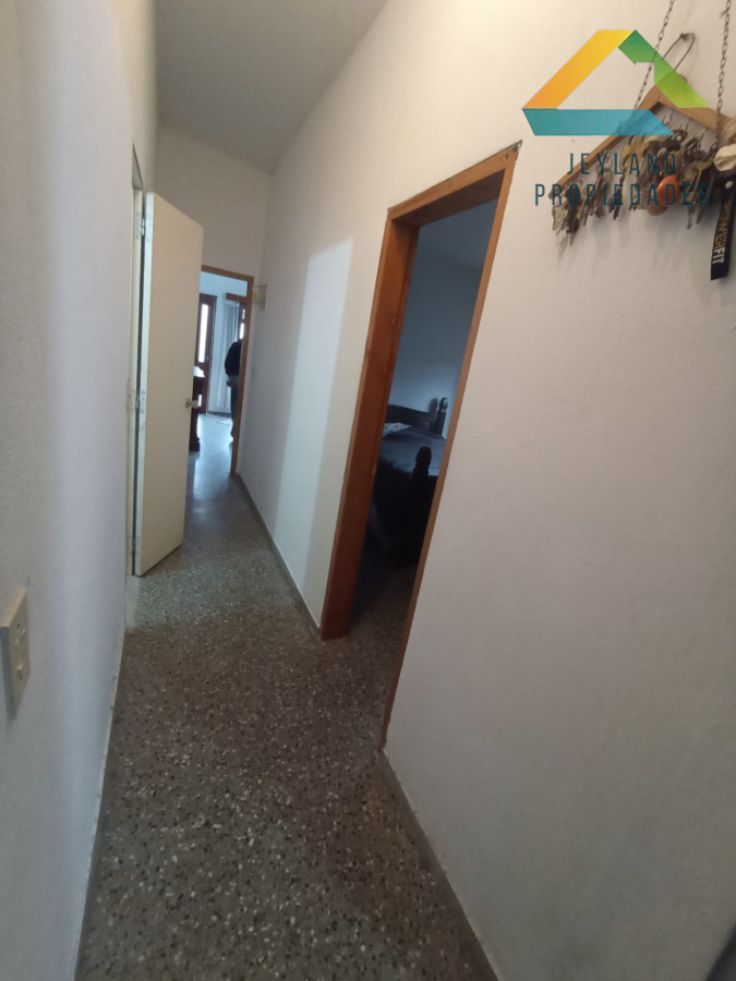 Casa ID.193 - SE VENDE CASA MAS APTO SAN CARLOS