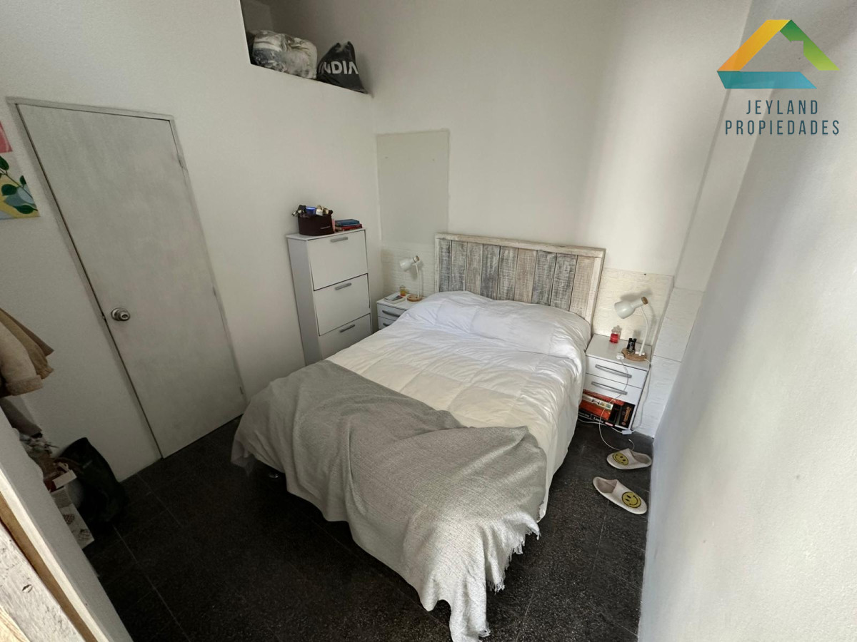 Casa ID.193 - SE VENDE CASA MAS APTO SAN CARLOS