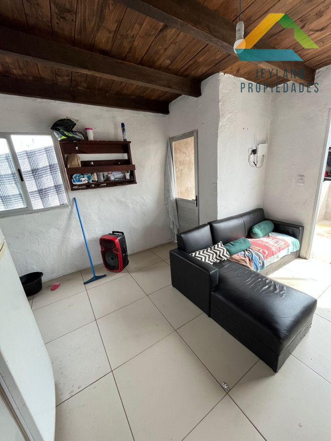 Casa ID.216 - SE VENDEN 3 PROPIEDADES EN UN MISMO PADRON