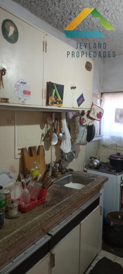 Casa ID.173 - SE VENDE CASA BARRIO BIARRITZ 