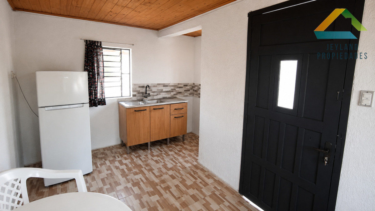 Casa ID.185 - SE VENDE PROPIEDAD EN BARRA DEL CHUY PUIMAYEN PARADA 18