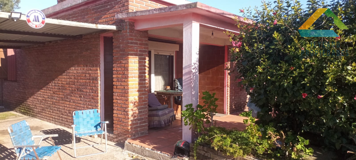 Casa ID.173 - SE VENDE CASA BARRIO BIARRITZ 