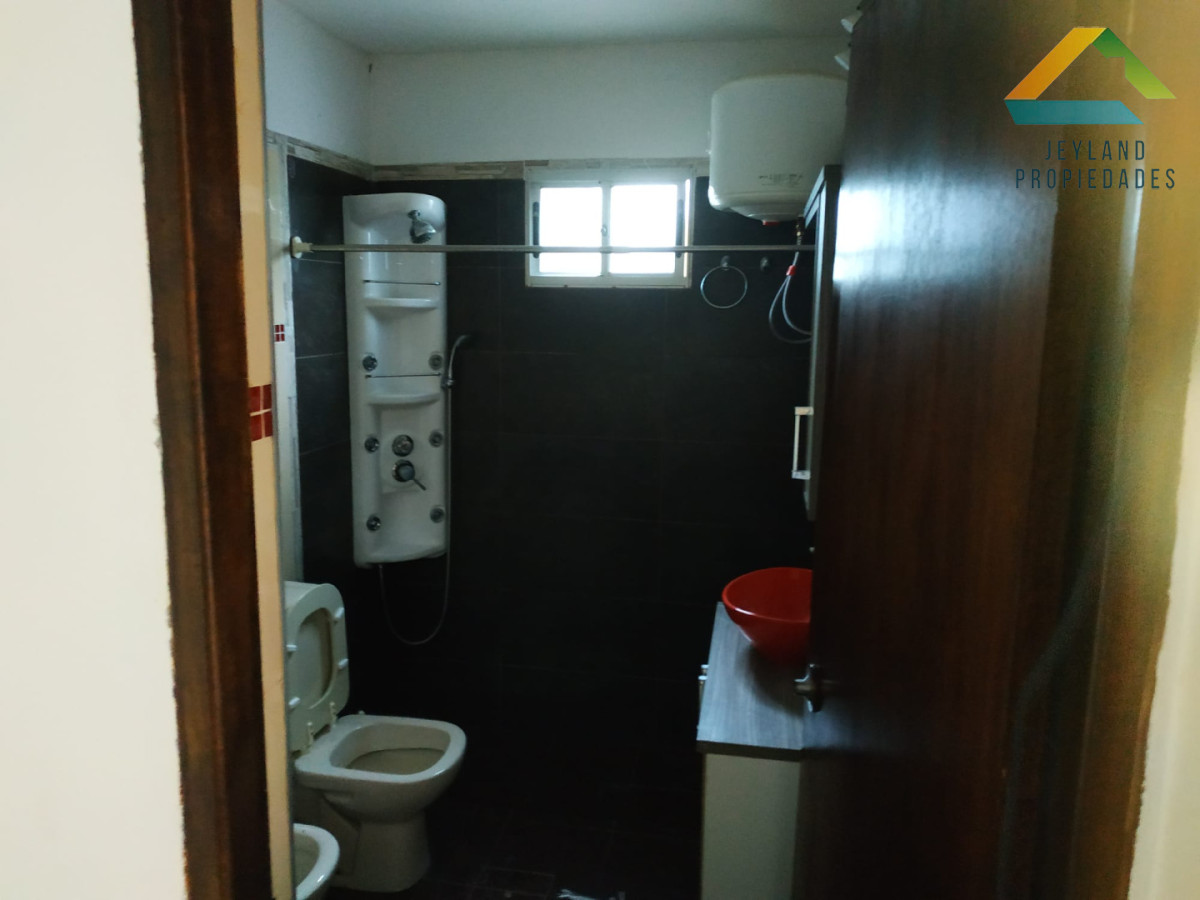 Casa ID.383 - SE VENDEN 3 CASAS EN EL MISMO PADRON, PIRIAPOLIS 