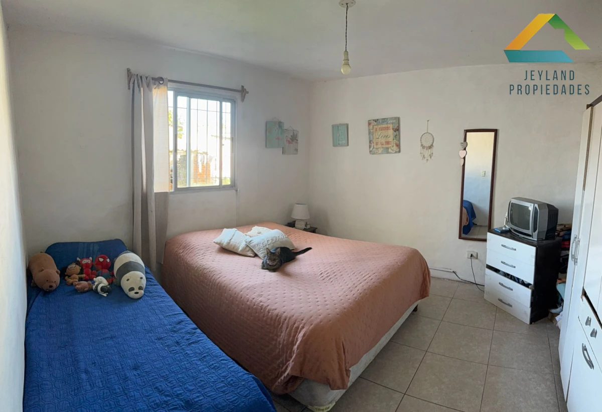 Casa ID.63 - SE VENDE CASA 3 DORMITORIOS EN BARRIO TREINTA Y TRES