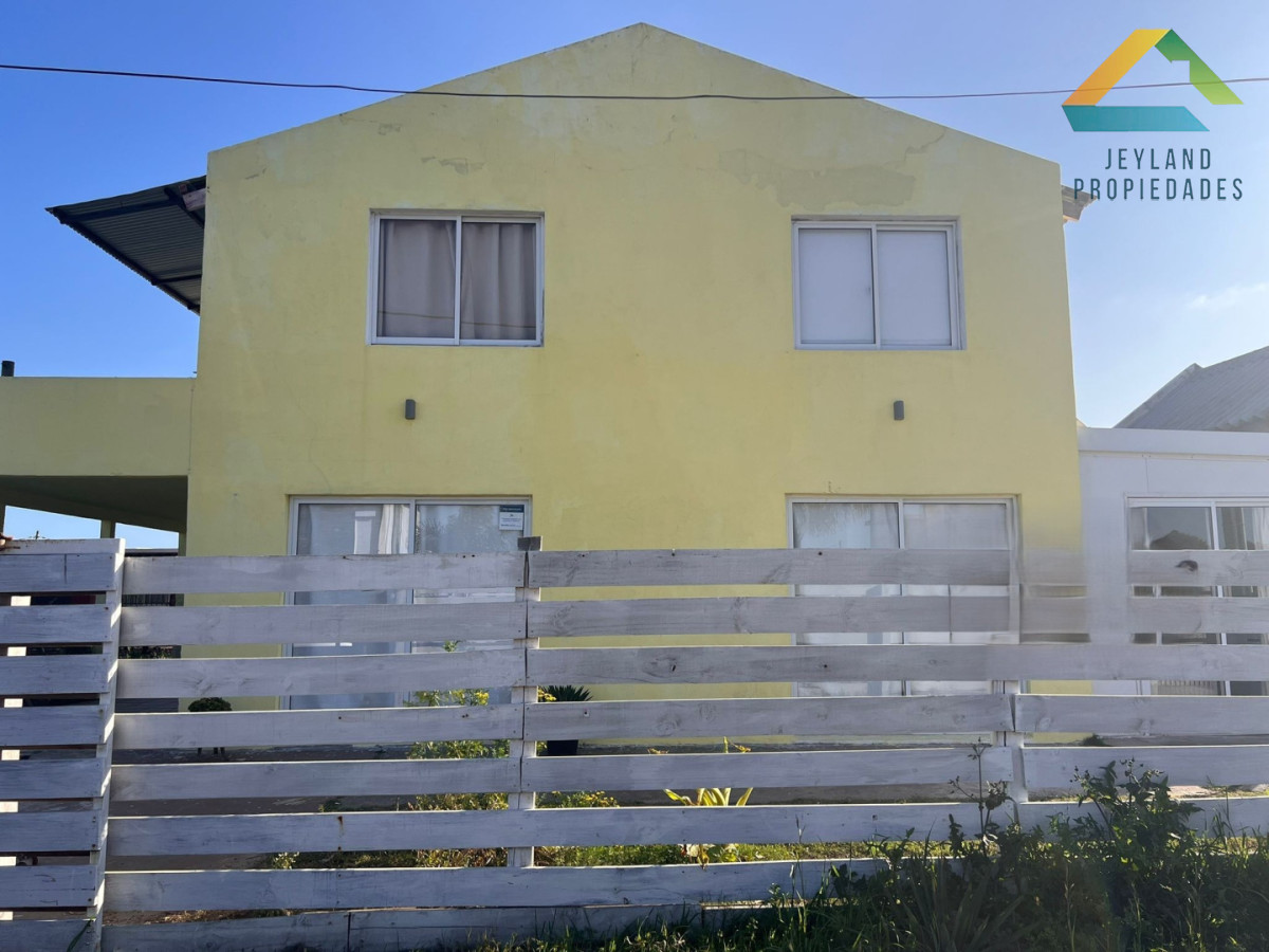 Casa ID.174 - SE VENDE CASA EN BALNEARIO Bs As 3 DORMITORIOS