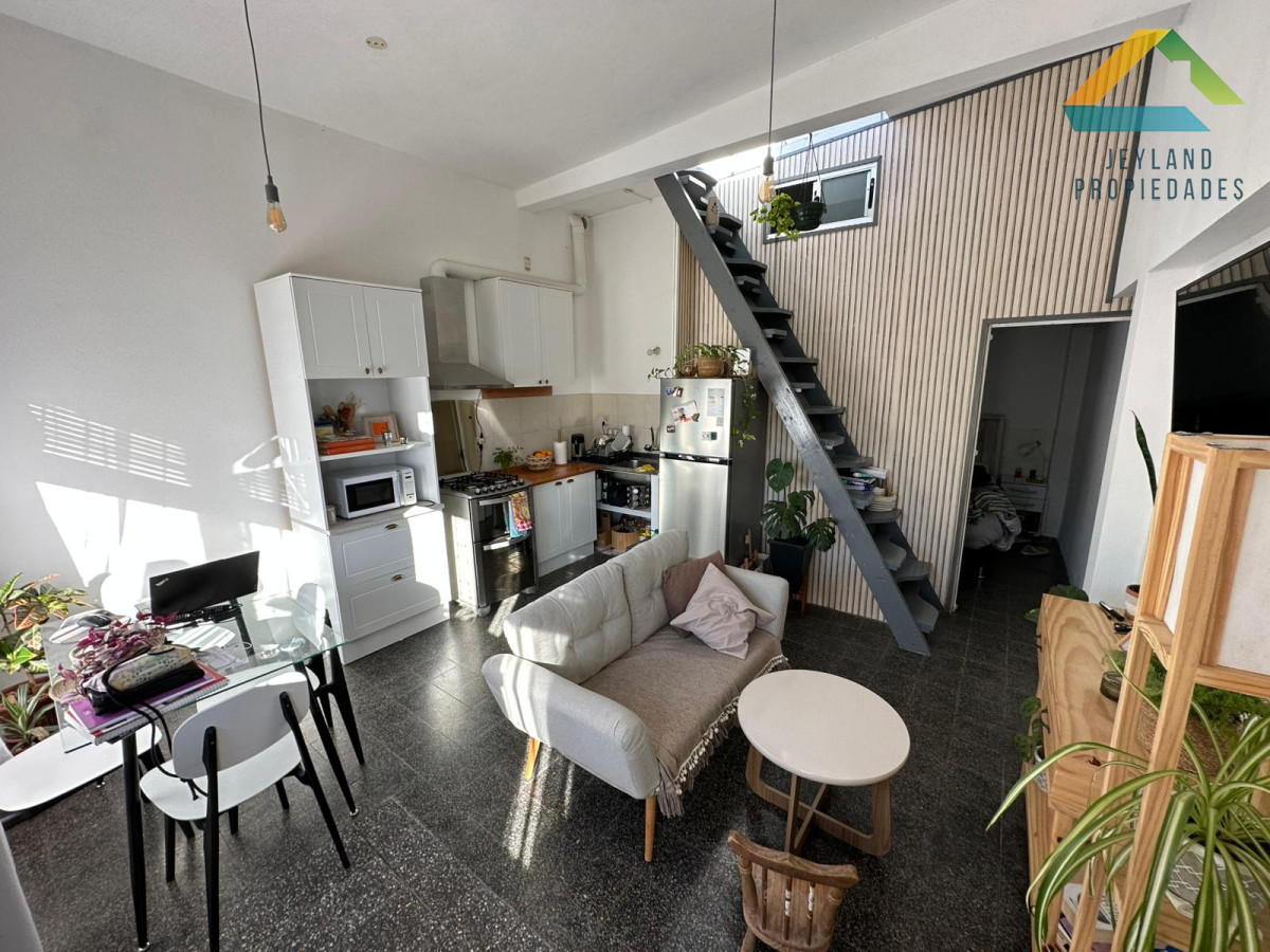 Casa ID.193 - SE VENDE CASA MAS APTO SAN CARLOS
