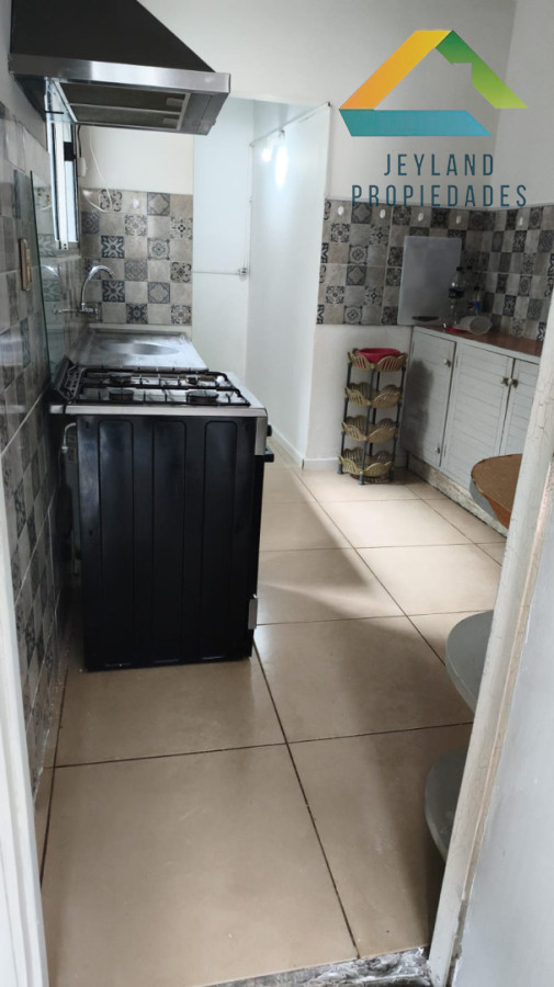 Casa ID.563 - SE VENDE CASA EN CENTRO DE SAN CARLOS - APTA PARA BANCO