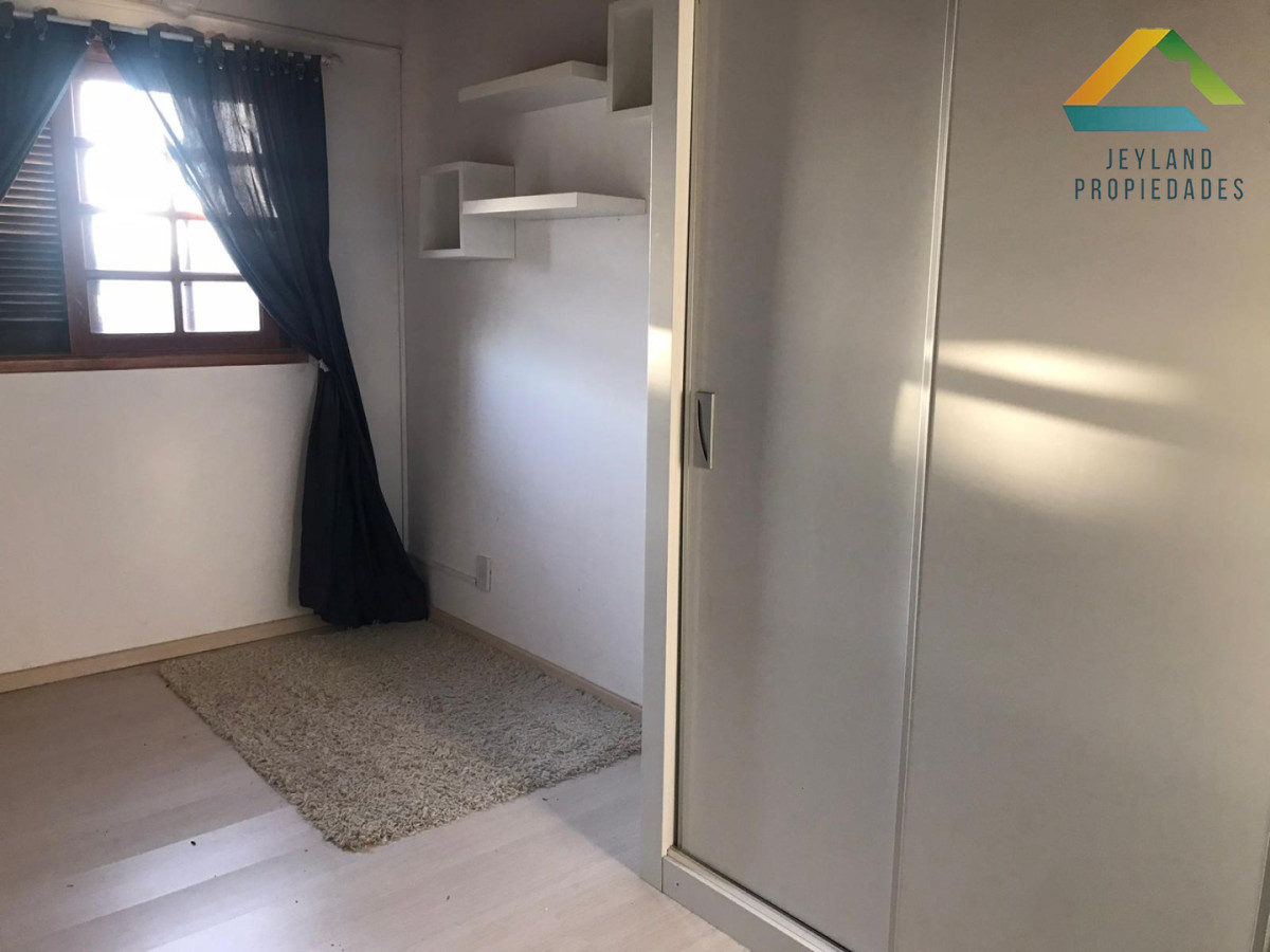 Casa ID.549 - SE VENDE VIVIENDA COVISANCAR 1, DE 3 DORMITORIOS SAN CARLOS 