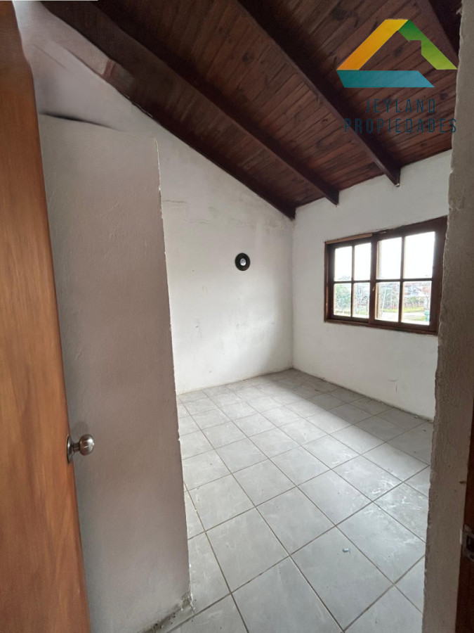 Casa ID.513 - SE ALQUILA CASA 3 DORMITORIOS COOPERATIVAS 