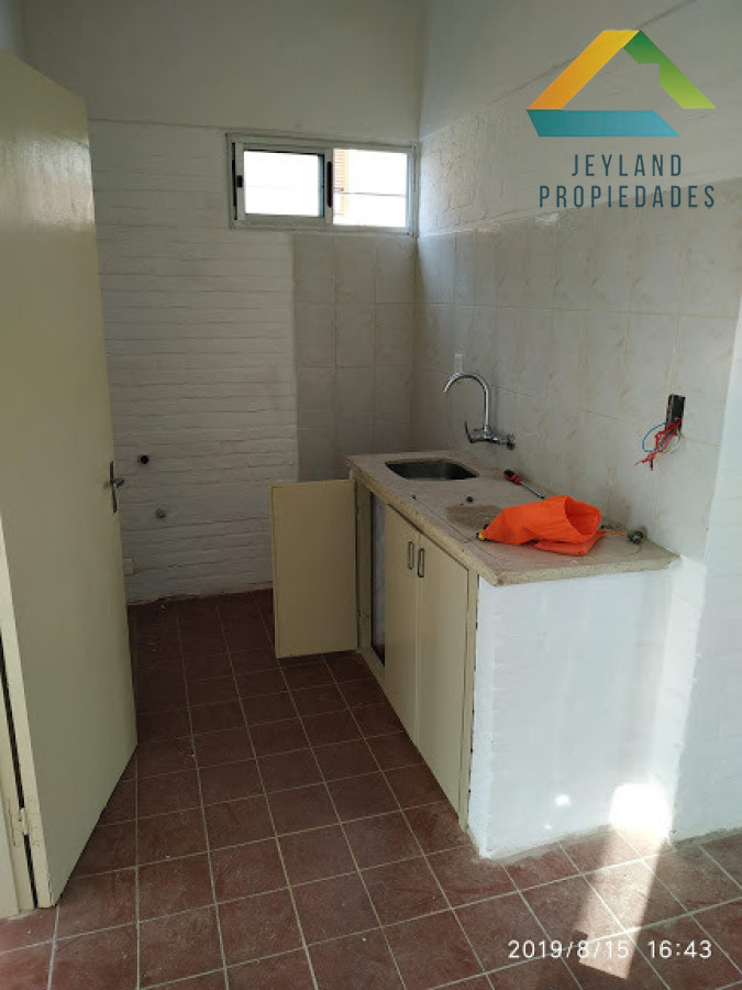 Casa ID.389 - SE ALQUILA CASA 2 DORM EN ZONA LOS BOMBEROS