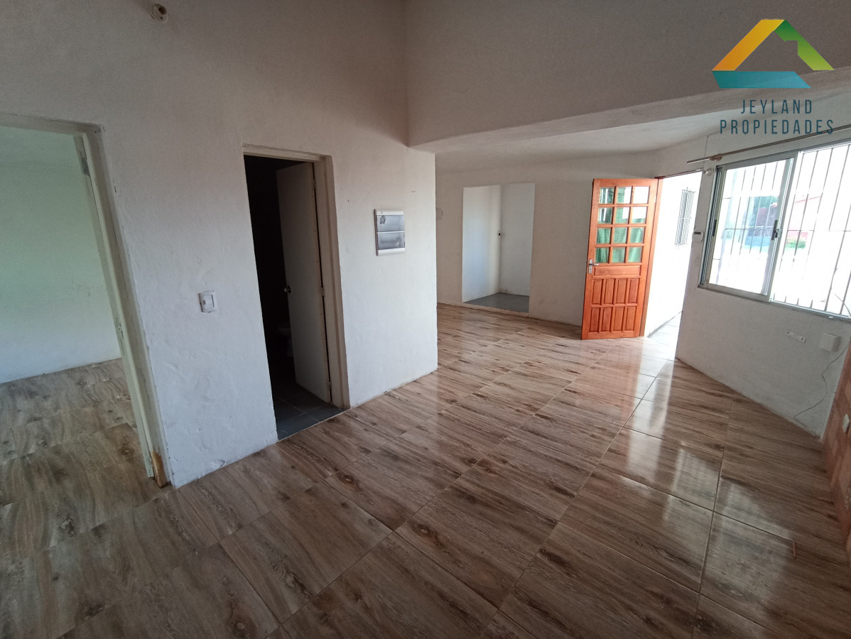 Casa ID.216 - SE VENDEN 3 PROPIEDADES EN UN MISMO PADRON