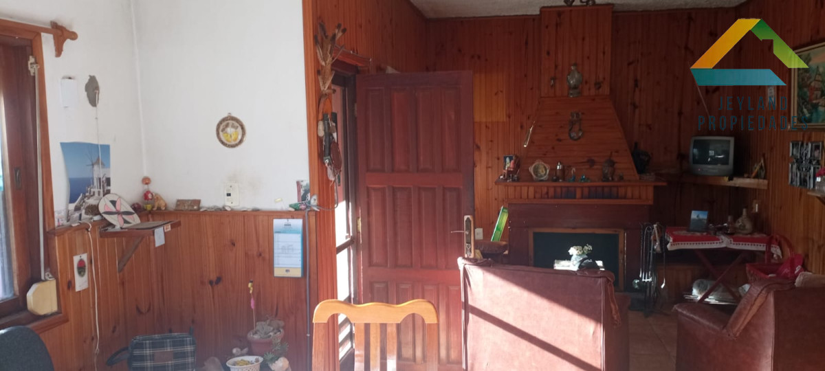 Casa ID.173 - SE VENDE CASA BARRIO BIARRITZ 