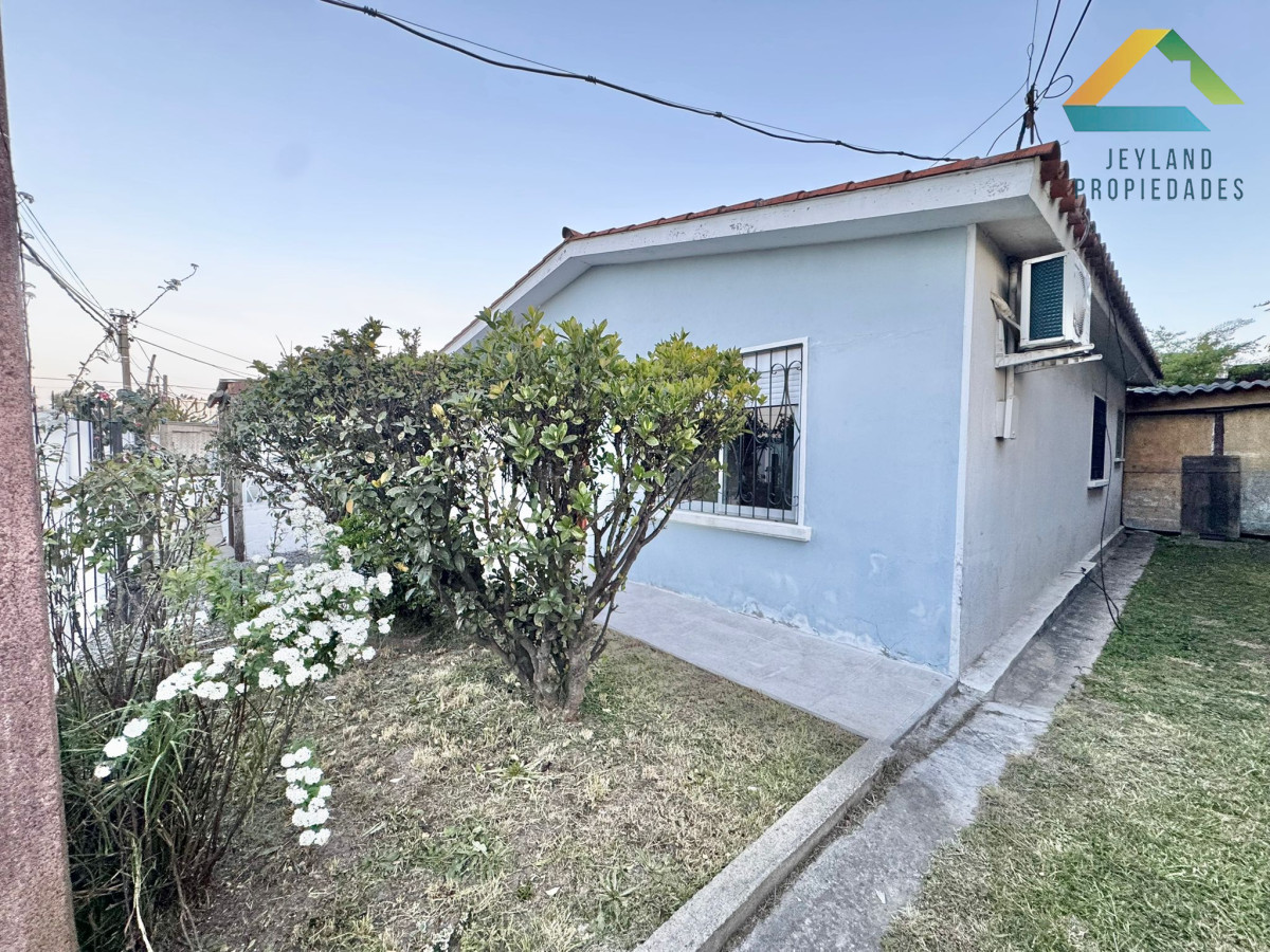 Casa ID.277 - SE VENDE CASA EN BARRIO LEONEL