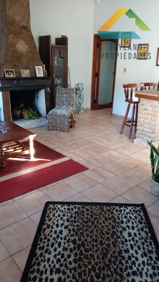 Casa ID.162 - SE VENDE CASA 3 DORMITORIOS EN LAUSANA 