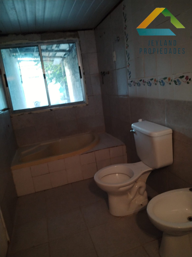 Casa ID.111 - SE VENDE CASA 3 DORMITORIOS JOSE MARI