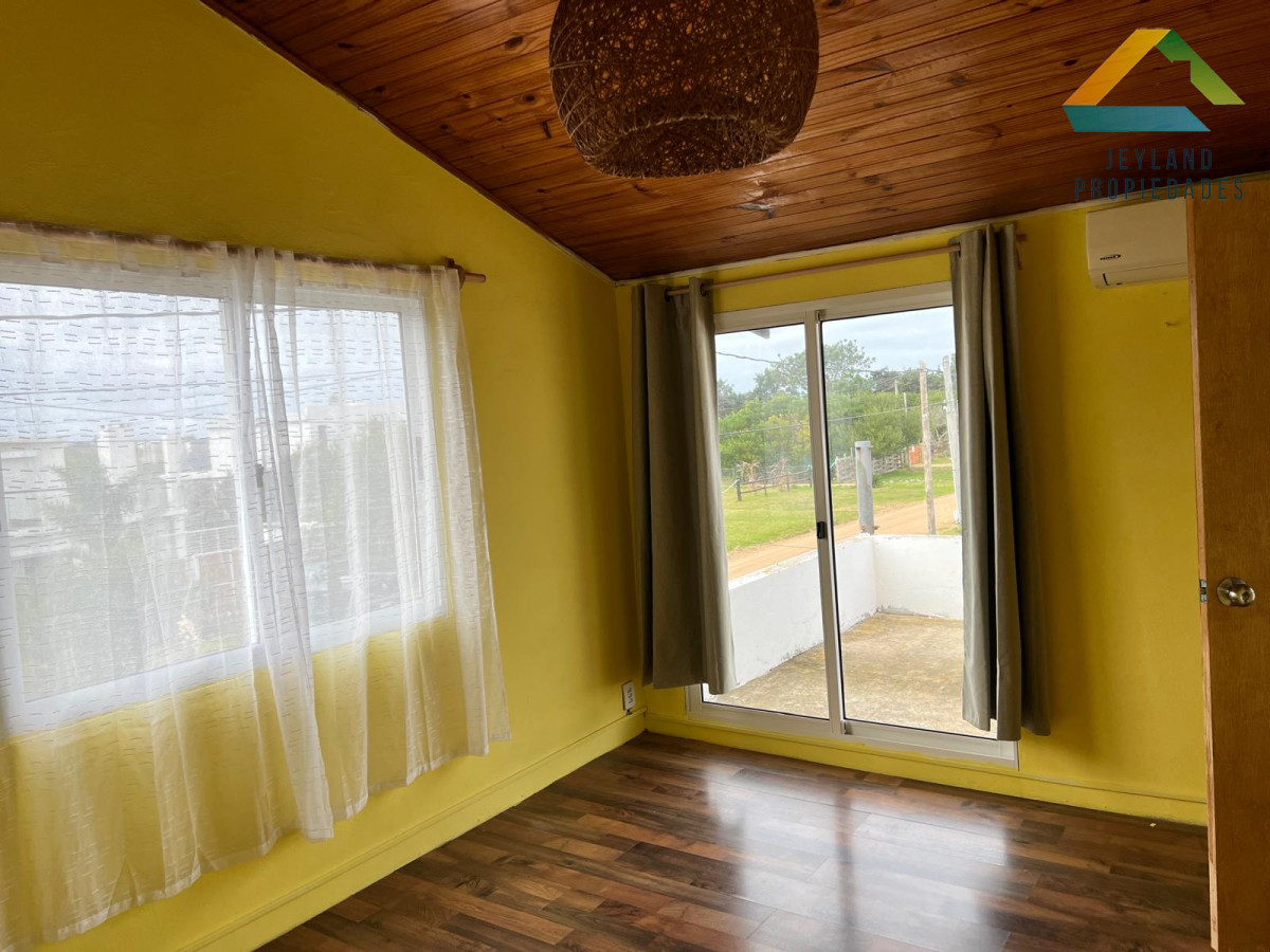 Casa ID.174 - SE VENDE CASA EN BALNEARIO Bs As 3 DORMITORIOS