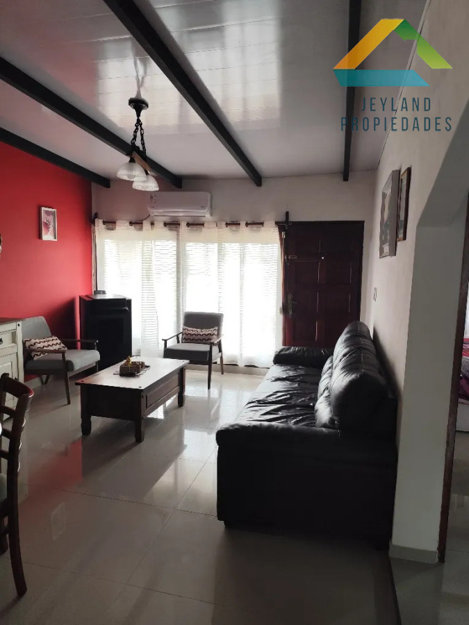 Casa ID.347 - SE VENDEN 2 CASA EN UN MISMO PADRON SAN CARLOS