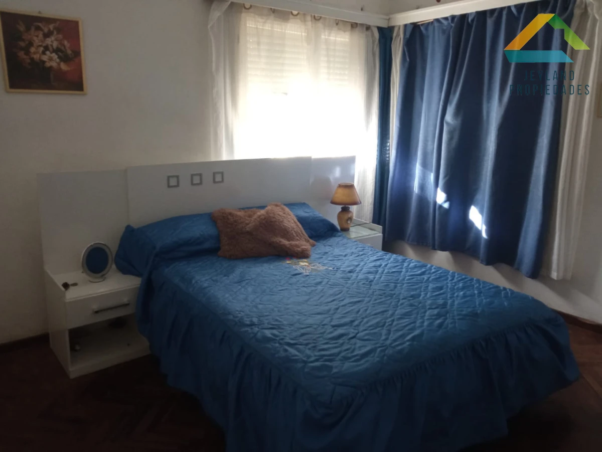 Casa ID.530 - SE VENDE CASA 4 DORMITORIOS CENTRO MALDONADO 
