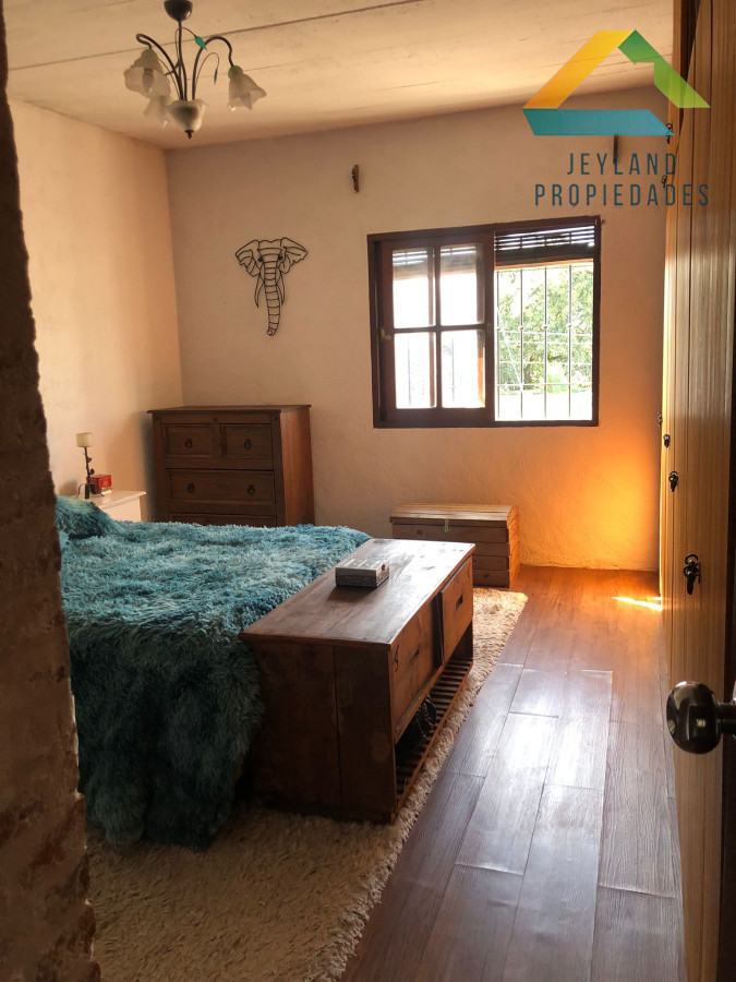 Casa ID.254 - SE VENDE CASA CENTRICA EN SAN CARLOS 