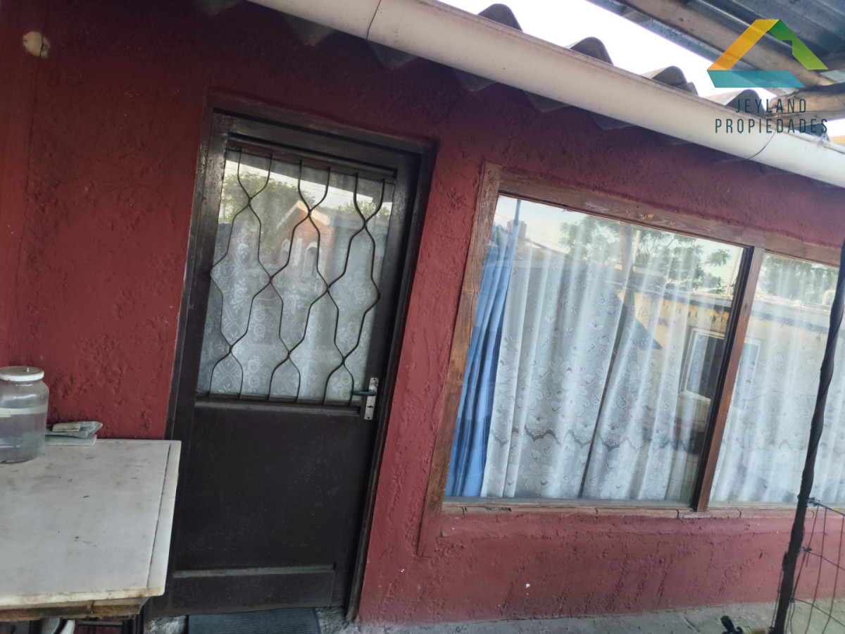 Casa ID.347 - SE VENDEN 2 CASA EN UN MISMO PADRON SAN CARLOS