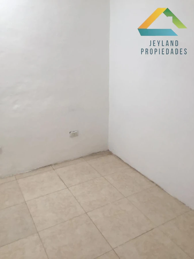 Casa ID.216 - SE VENDEN 3 PROPIEDADES EN UN MISMO PADRON