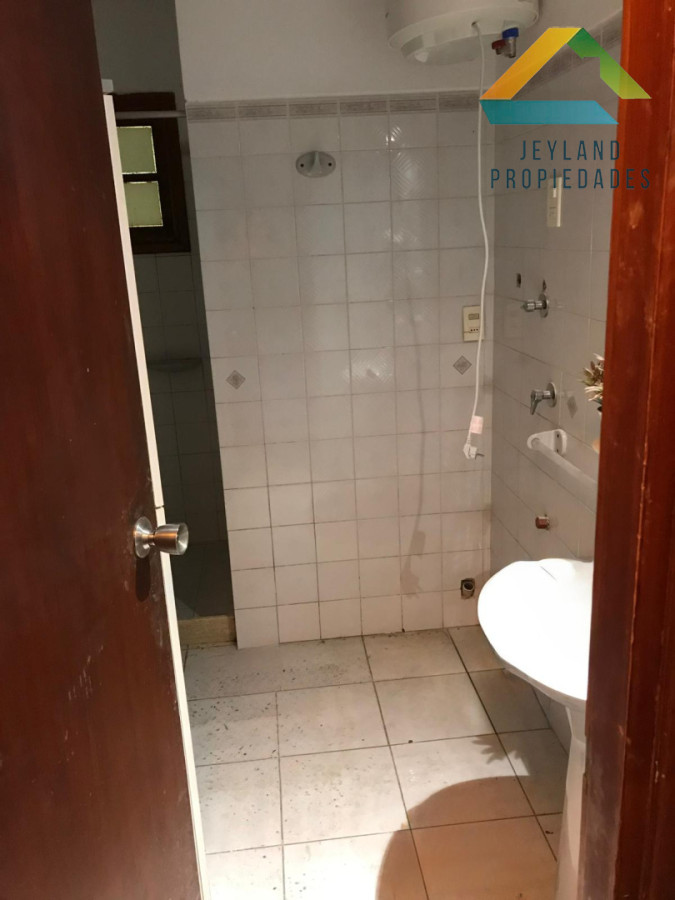 Casa ID.549 - SE VENDE VIVIENDA COVISANCAR 1, DE 3 DORMITORIOS SAN CARLOS 