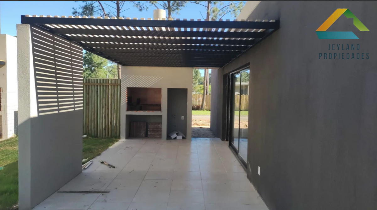 Casa ID.265 - SE VENDE CASA EN PARQUE BURNETT 