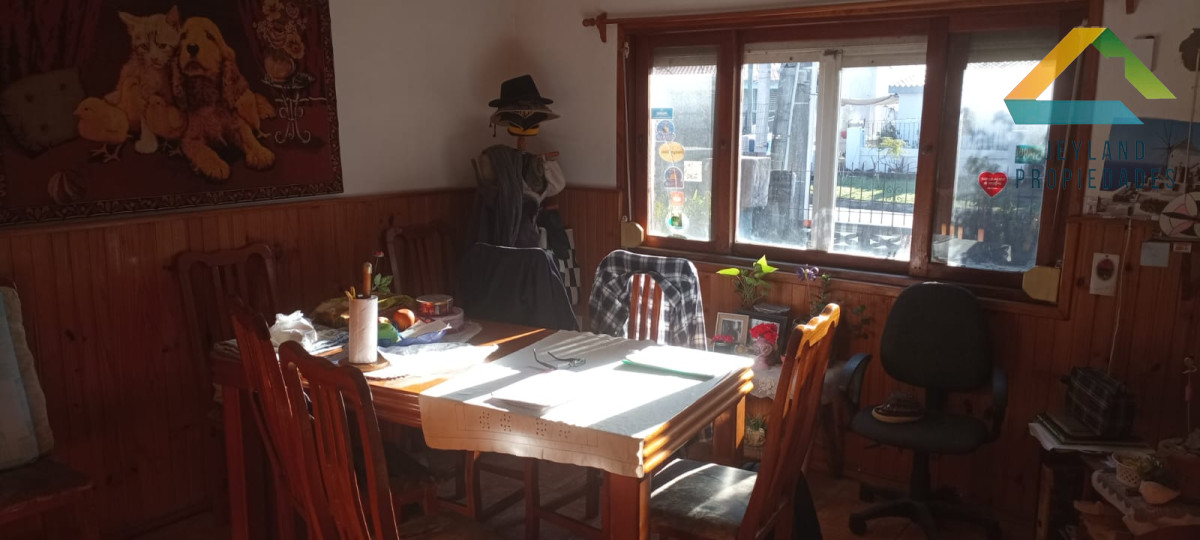 Casa ID.173 - SE VENDE CASA BARRIO BIARRITZ 