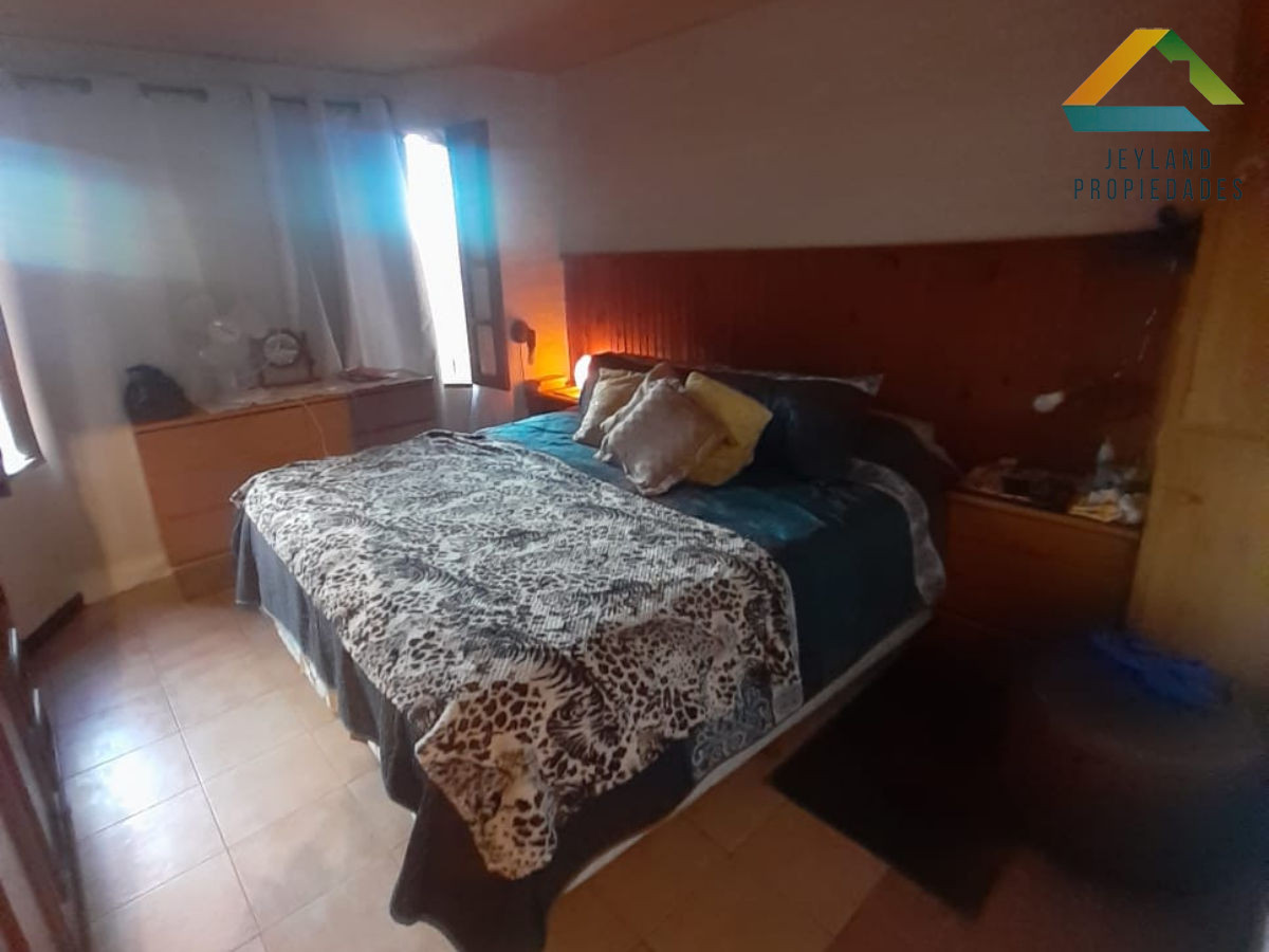 Casa ID.41 - SE VENDE CASA 2 DORM EN BARRIO LAUSANA AMPLIO TERRENO