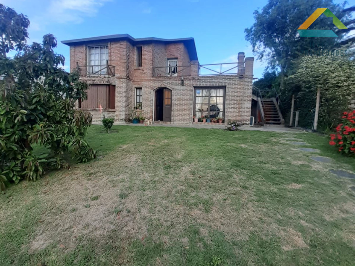 Casa ID.41 - SE VENDE CASA 2 DORM EN BARRIO LAUSANA AMPLIO TERRENO