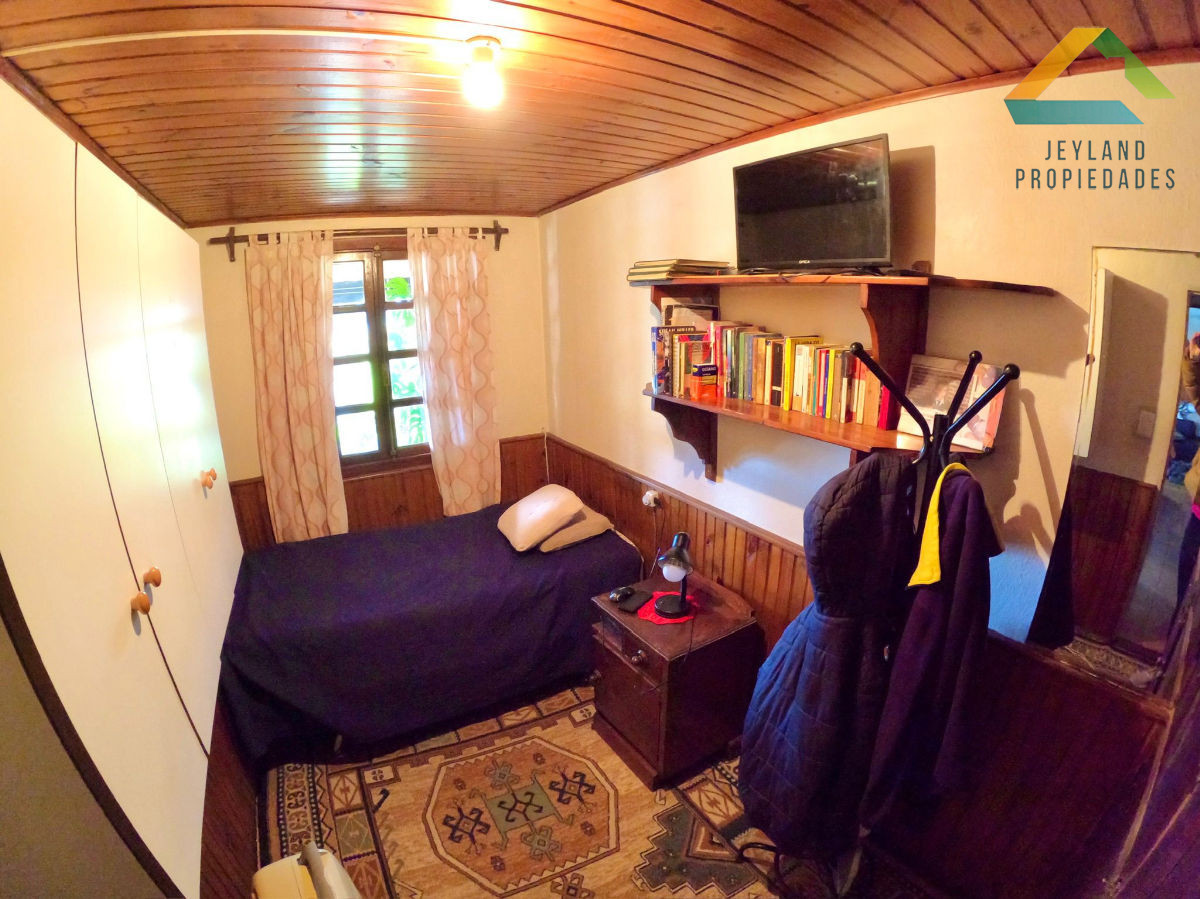 Casa ID.52 - SE VENDE CASA 3 DORMITORIOS EN BARRIO CERRO PELADO