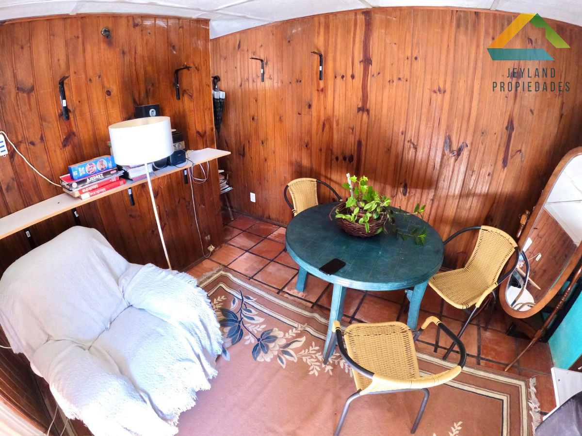Casa ID.52 - SE VENDE CASA 3 DORMITORIOS EN BARRIO CERRO PELADO