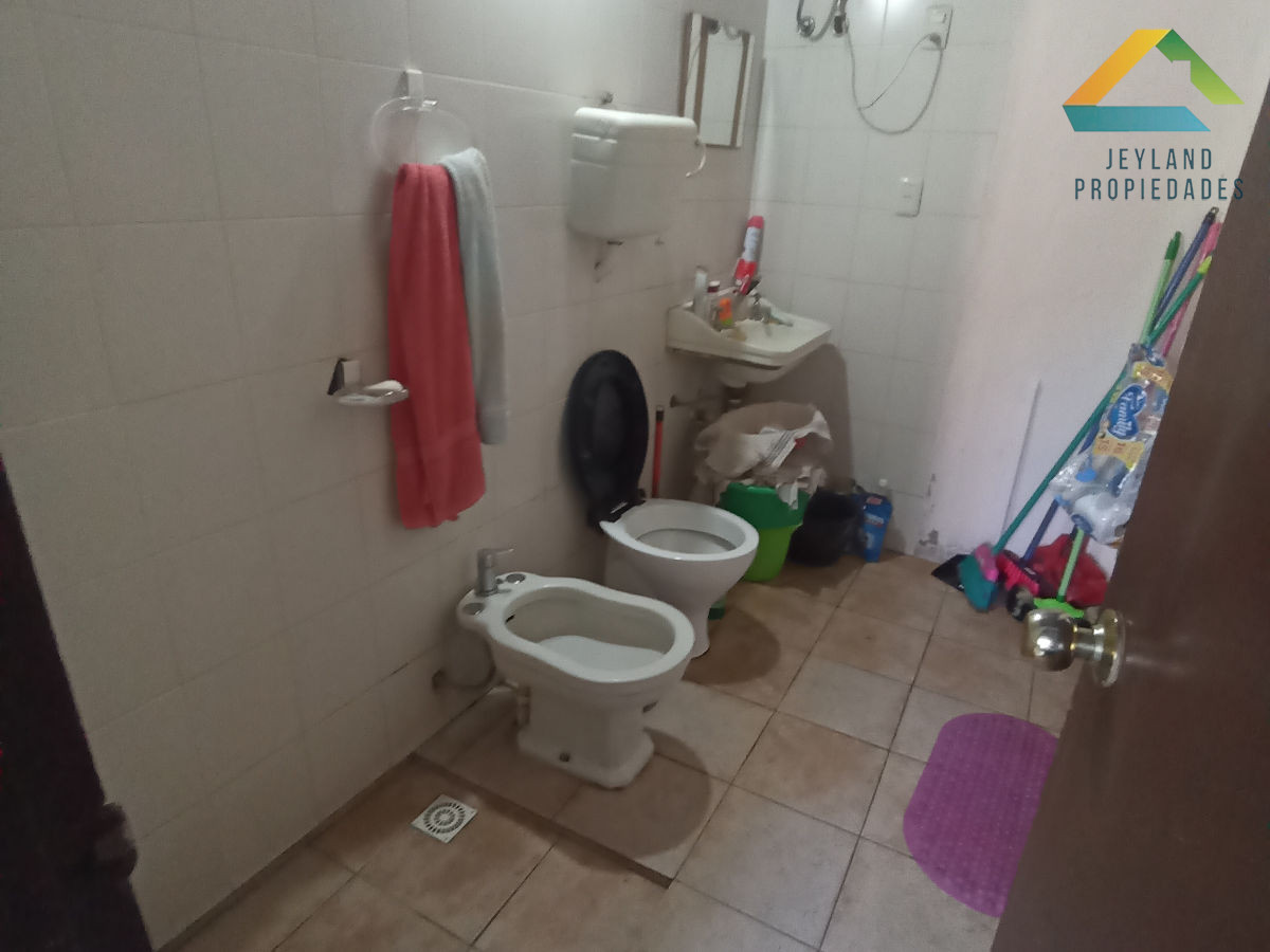 Casa ID.54 - SE VENDE CASA AMPLIA 3 DORMITORIOS CENTRO MALDONADO