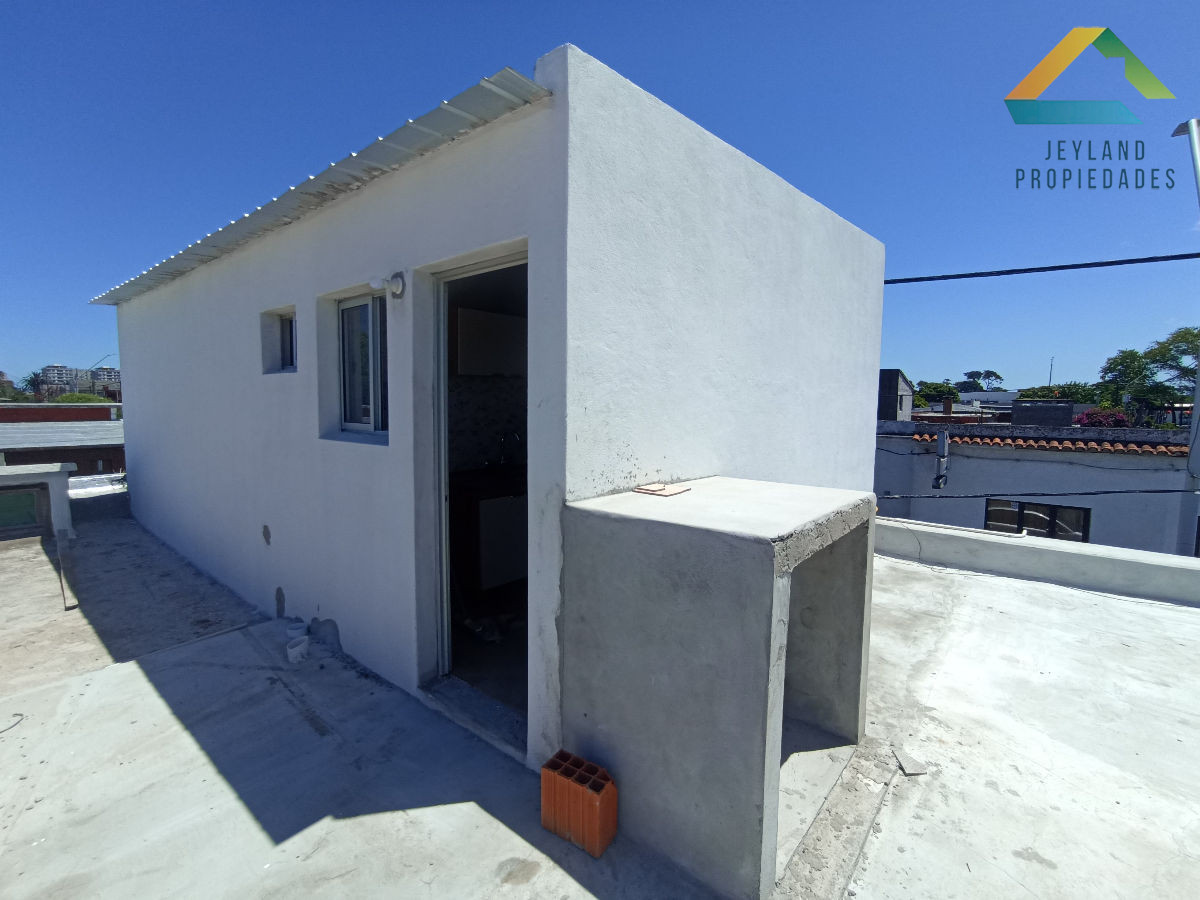Casa ID.62 - SE VENDE TRES PROPIEDADES EN UN MISMO PADRON CENTRO MALDONADO