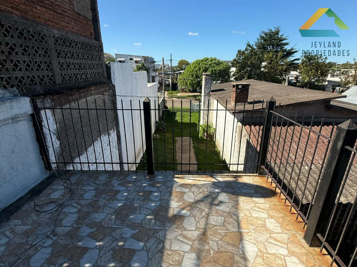 Casa ID.63 - SE VENDE CASA 3 DORMITORIOS EN BARRIO TREINTA Y TRES