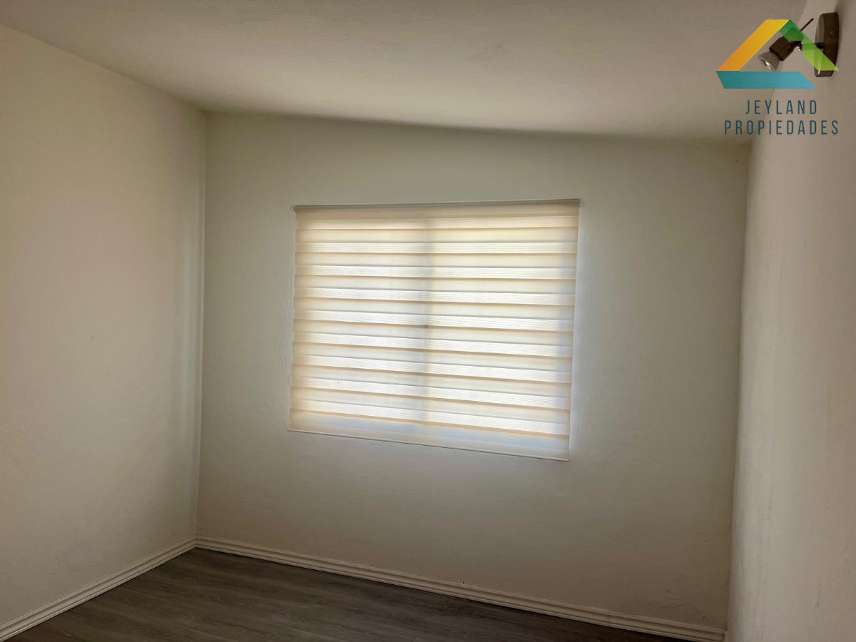 Casa ID.76 - SE VENDE CASA  4 DORMITORIOS EN BARRIO PERLITA MALDONADO