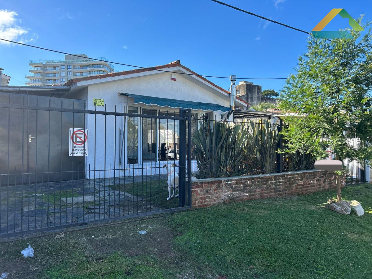 Casa ID.92 - SE VENDE O ALQUILA CASA PH 2 DORM PARADA 5 PUNTA DEL ESTE