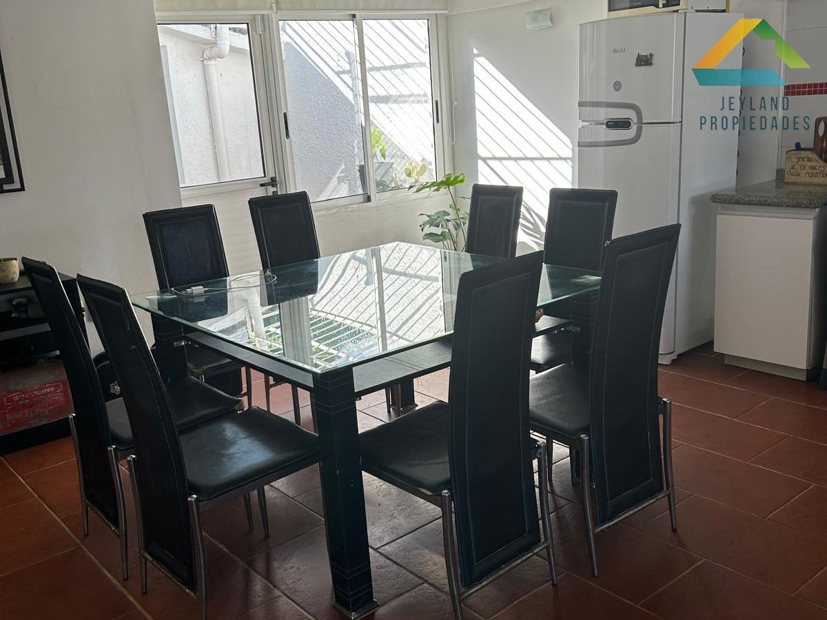 Casa ID.92 - SE VENDE O ALQUILA CASA PH 2 DORM PARADA 5 PUNTA DEL ESTE