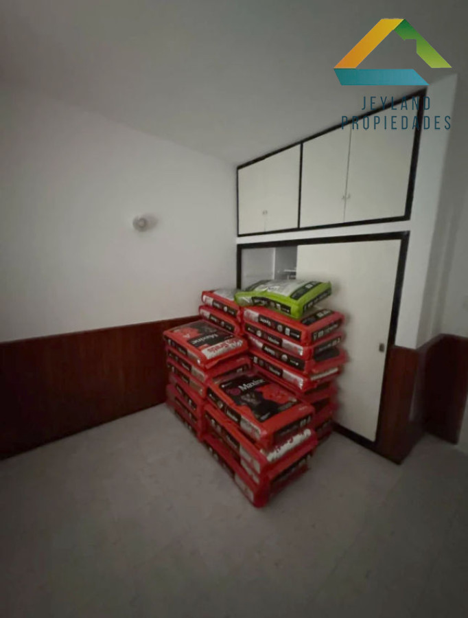 Casa ID.96 - SE VENDE CASA 3 DORMITORIOS BARRIO ODIZZIO