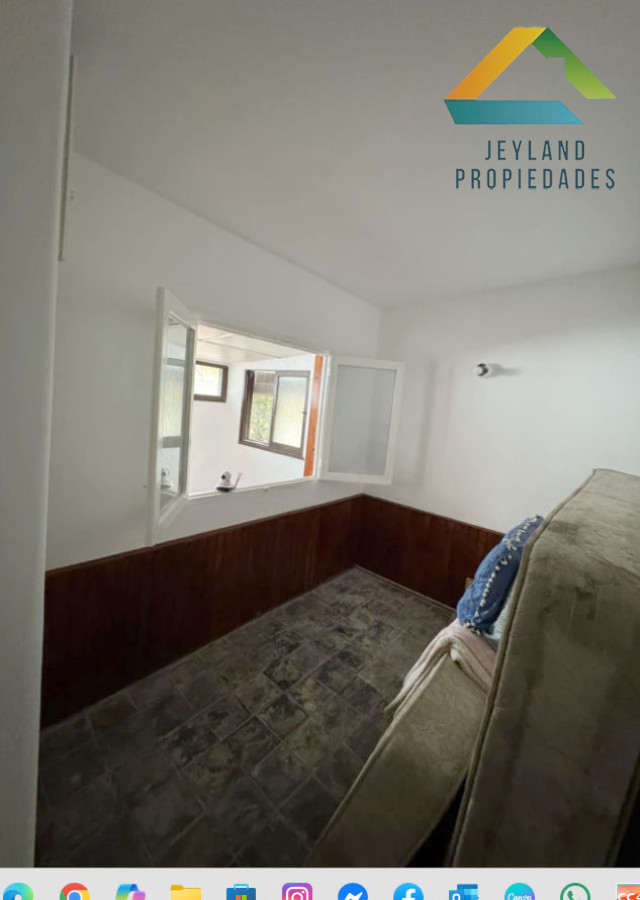 Casa ID.96 - SE VENDE CASA 3 DORMITORIOS BARRIO ODIZZIO